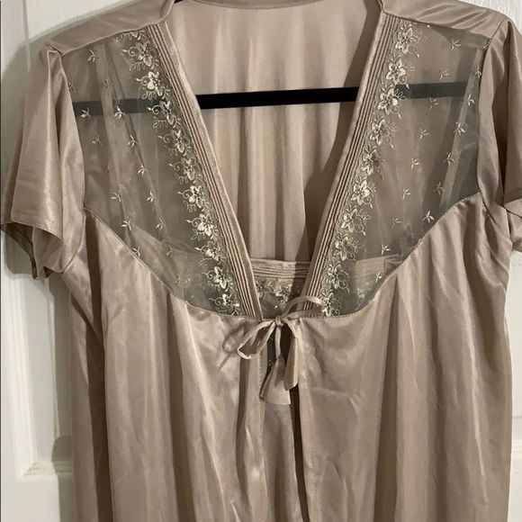 Other - 💜 Silk Satin nightie with overcoat. Medium